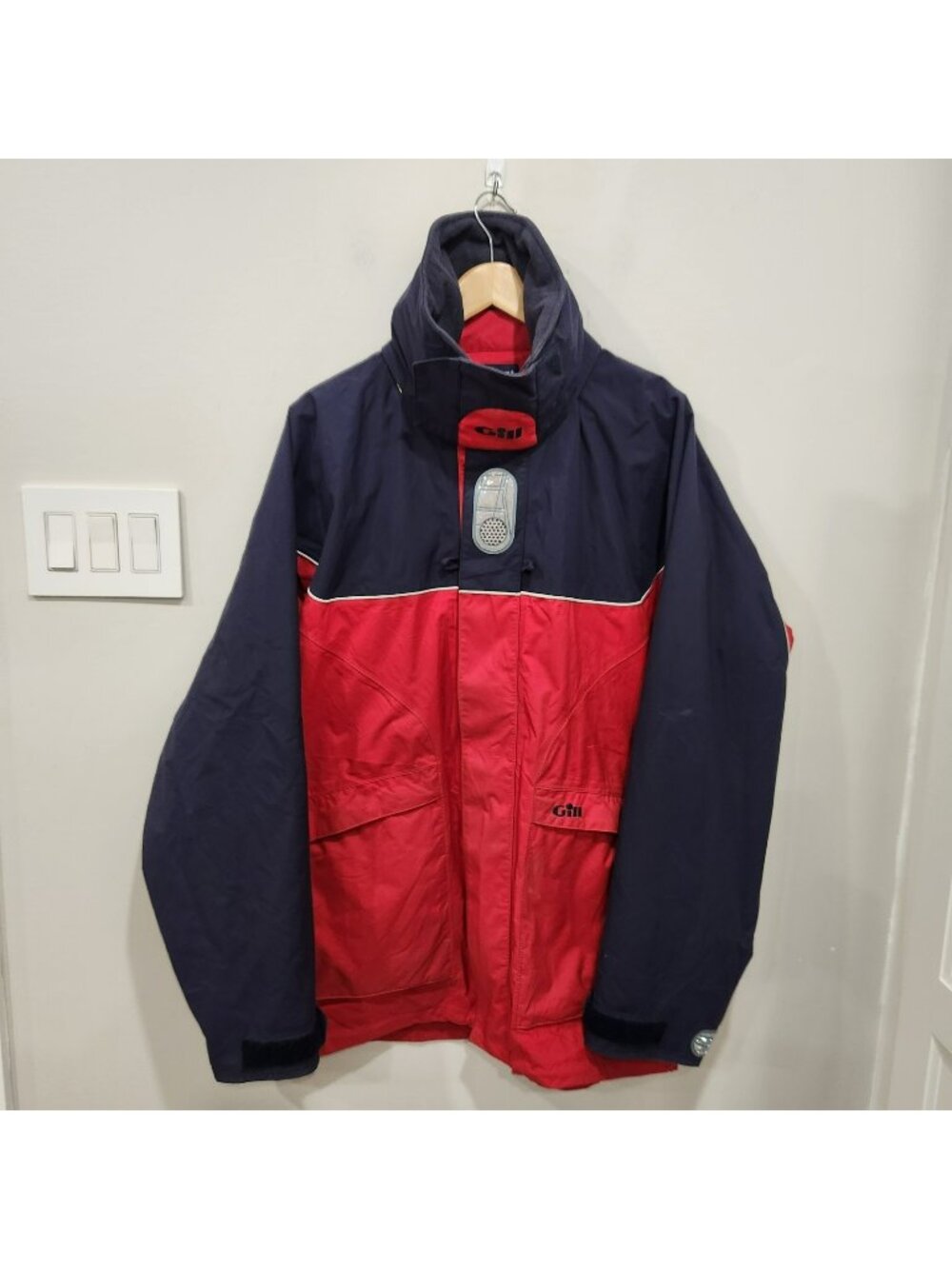 Gill Cruise Offshore Sailing Jacket Mens XL Red Waterproof Hooded Nylon Marine